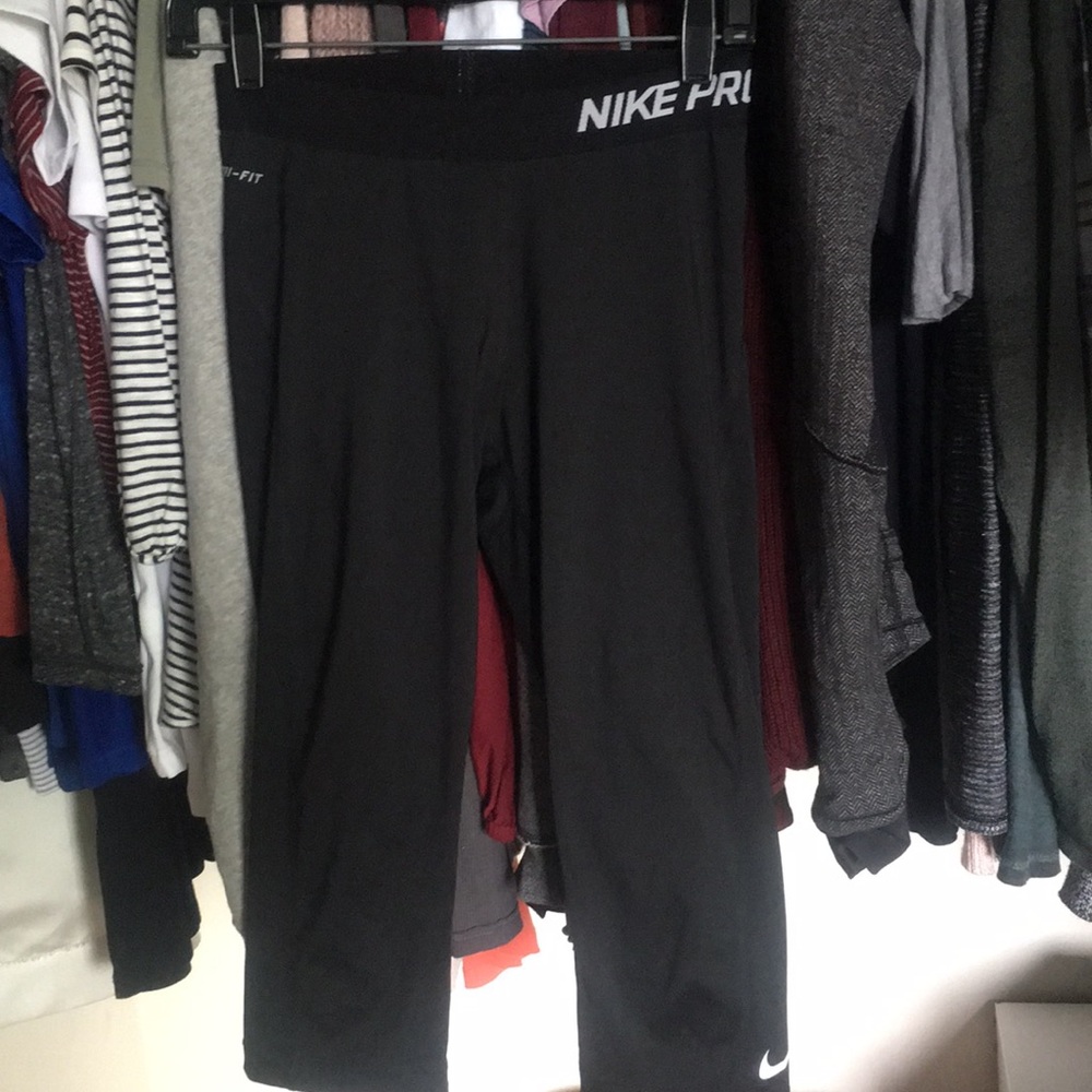 Nike Dri-Fit leggings size medium